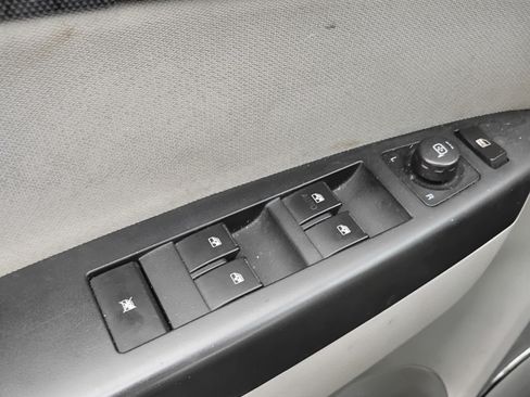 Used 2008 Saturn Vue XE w/ Preferred Package image 7