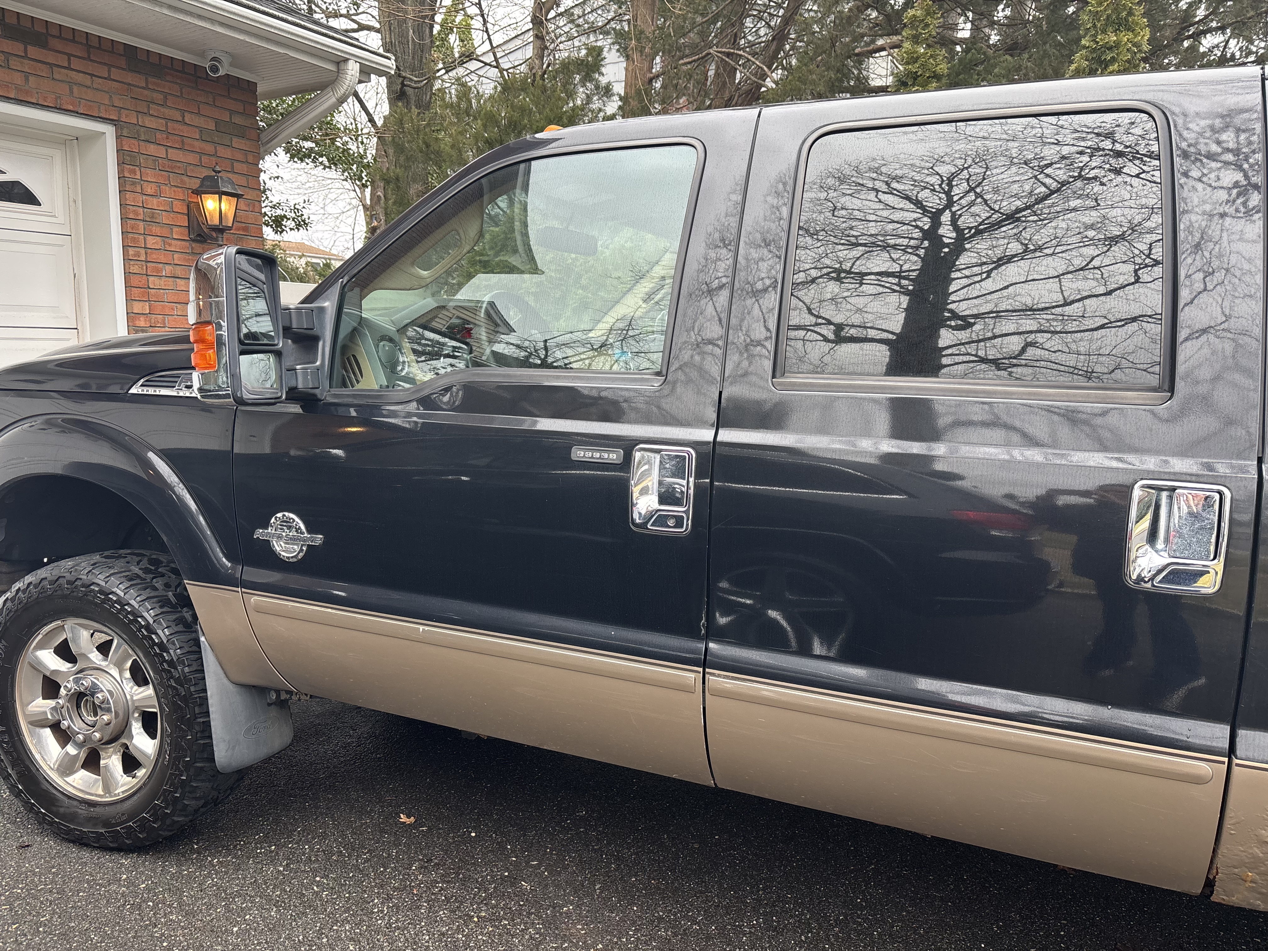 Used 2011 Ford F350 Lariat w/ Lariat Ultimate Pkg AWD/4WD image 5