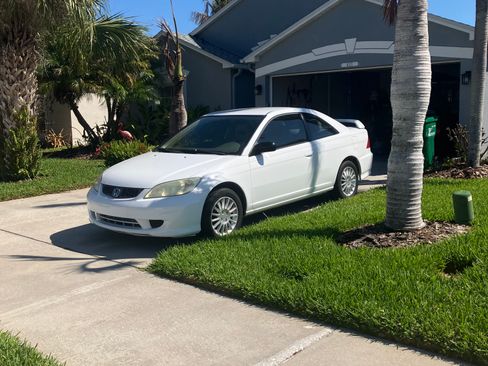 Used 2005 Honda Civic LX image 1