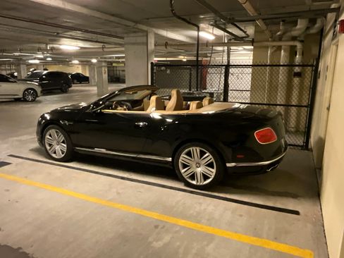 Used 2016 Bentley Continental GT image 5