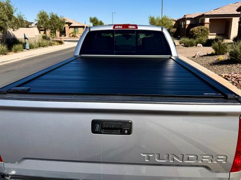 Used 2014 Toyota Tundra SR5 w/ SR5 Upgrade Package image 4