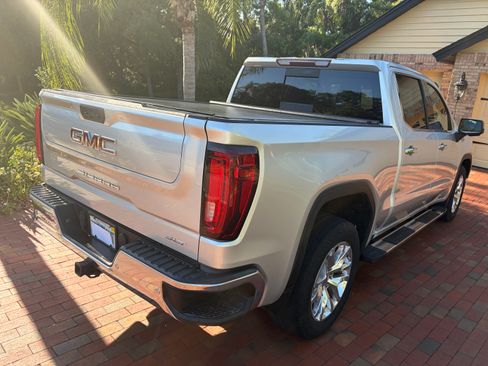 Used 2019 GMC Sierra 1500 SLT w/ SLT Premium Plus Package RWD image 23