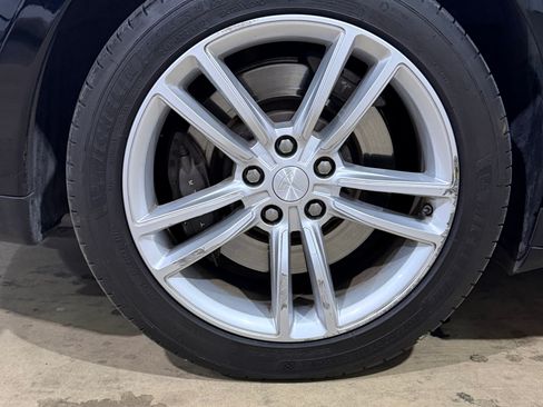 Used 2015 Tesla Model S 85 image 15