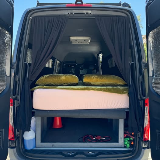Used 2019 Mercedes-Benz Sprinter 170 image 20