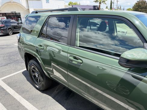 Used 2022 Toyota 4Runner Trail Special Edition AWD/4WD image 6