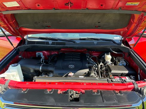 Used 2018 Toyota Tundra 1794 Edition AWD/4WD image 6