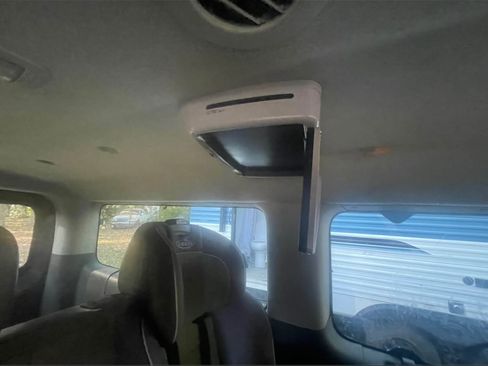 Used 2015 Nissan NV 3500 SL w/ Technology Package image 11