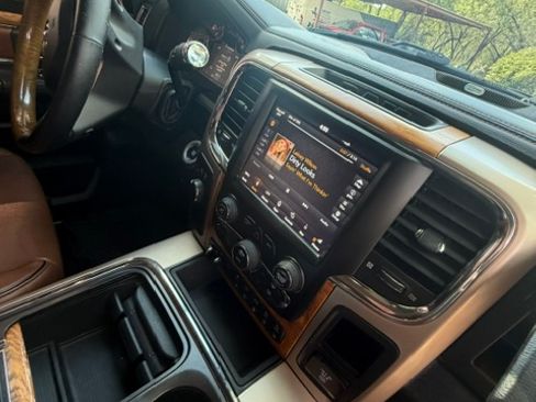 Used 2018 RAM 2500 Longhorn AWD/4WD image 26