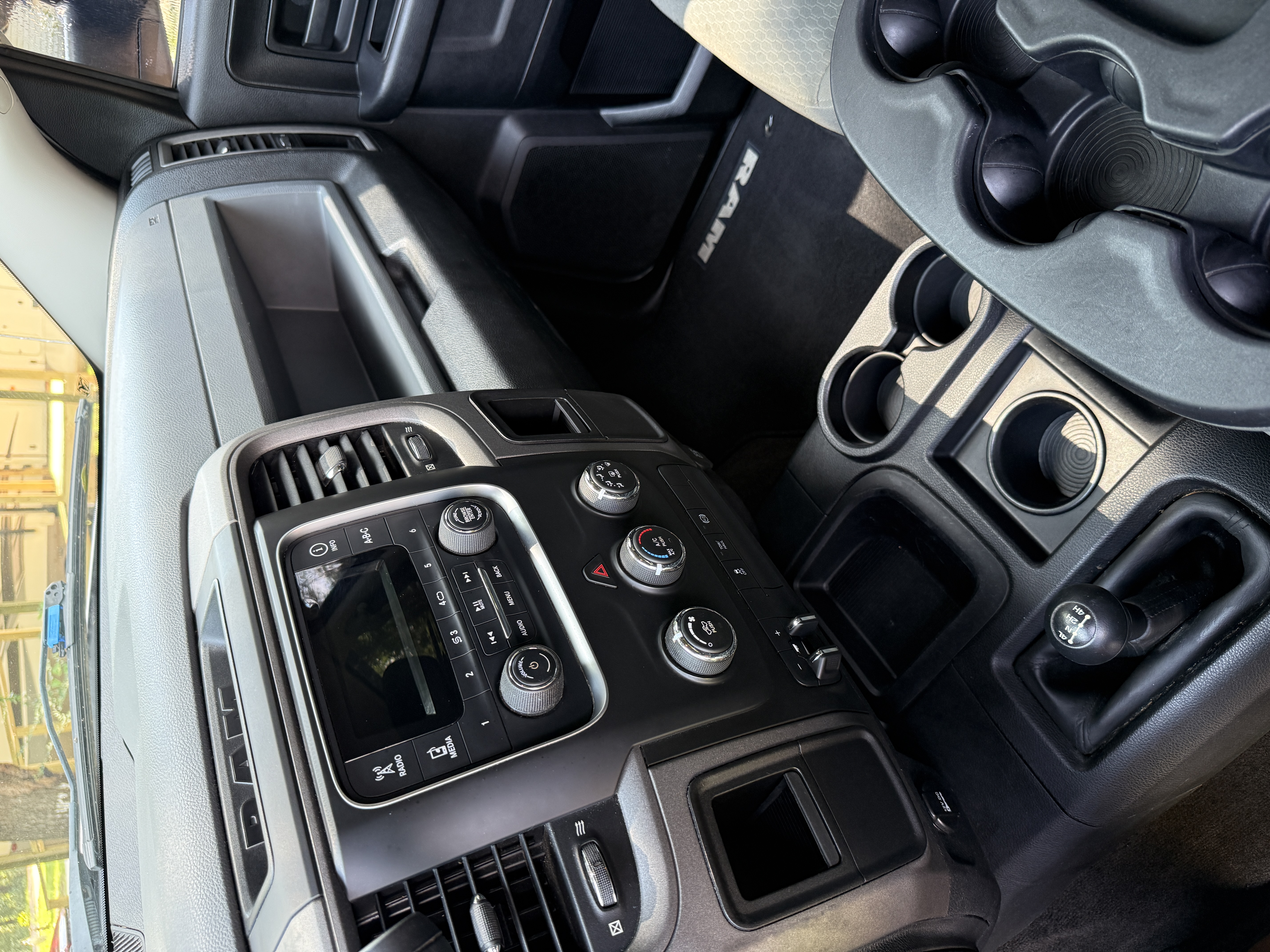Used 2013 RAM 3500 Tradesman w/ Chrome Appearance Group AWD/4WD image 13
