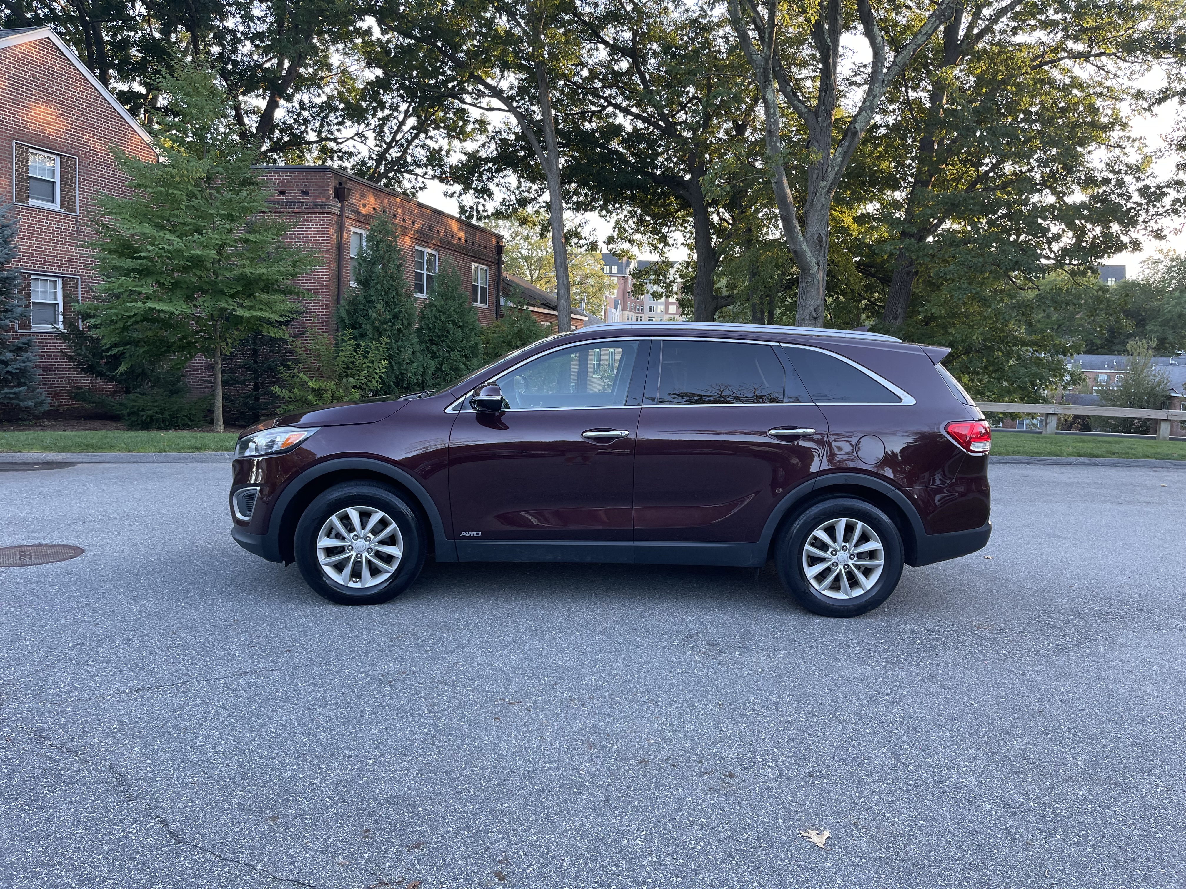 Used 2017 Kia Sorento AWD w/ LX Convenience Package image 6