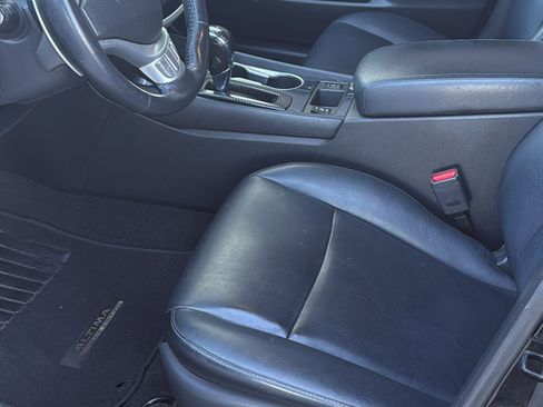 Used 2018 Nissan Altima 2.5 SR w/ SR Midnight Edition image 6