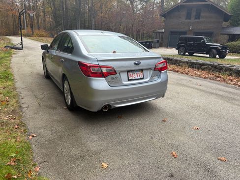 Used 2015 Subaru Legacy 2.5i Premium w/ Moonroof Package image 4