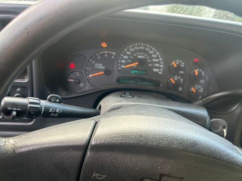 Used 2003 Chevrolet Silverado 3500 2WD Crew Cab image 6