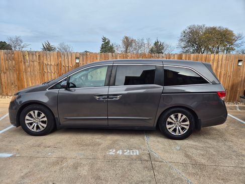 Used 2016 Honda Odyssey EX-L image 1