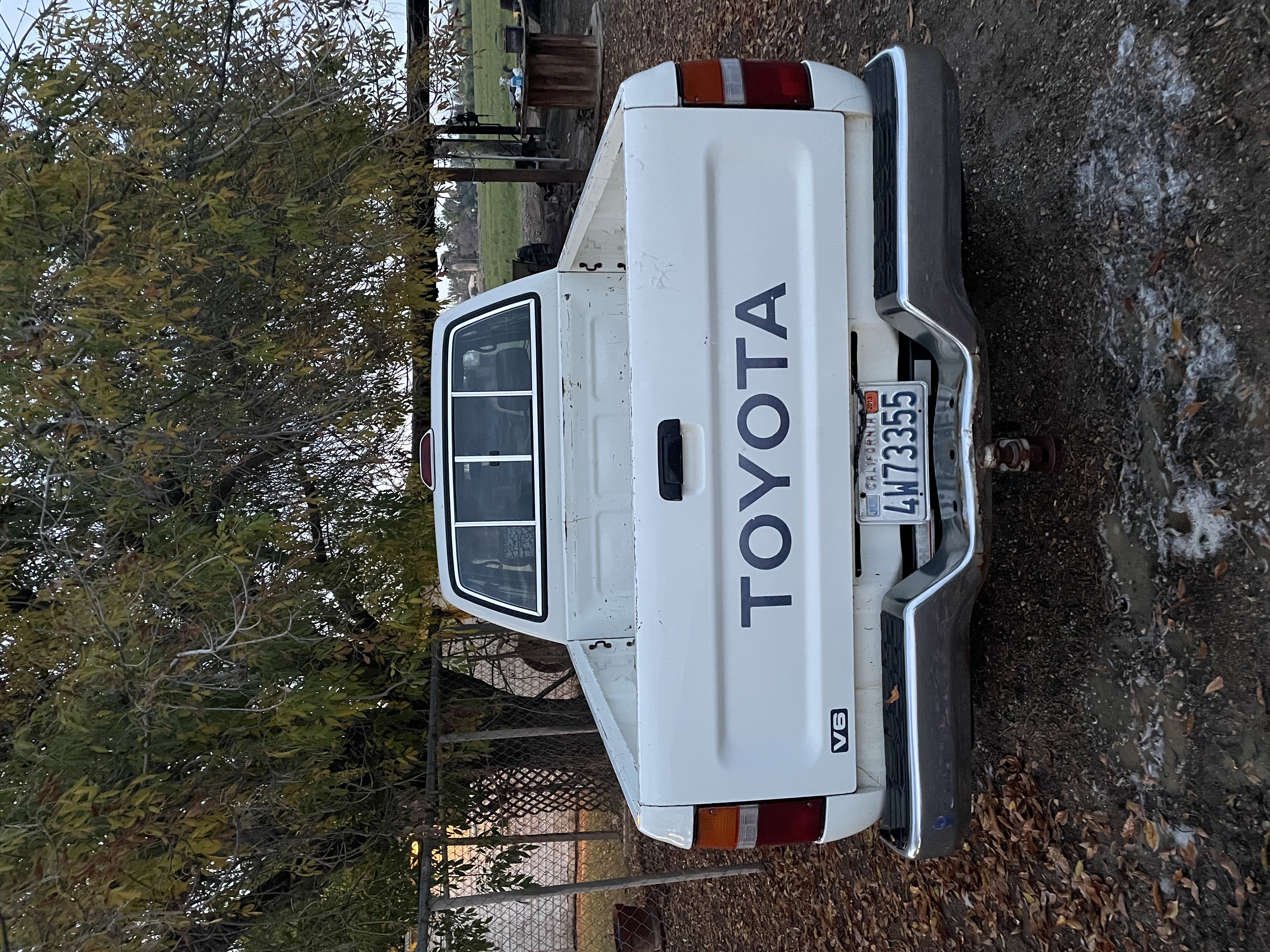 Used 1994 Toyota Pickup DX AWD/4WD image 2