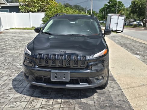 Used 2018 Jeep Cherokee Limited w/ High Altitude Package image 4