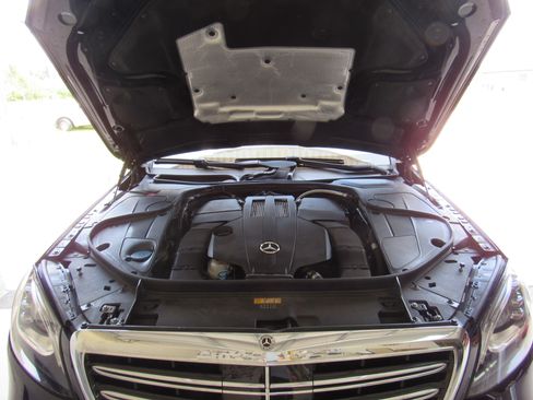 Used 2018 Mercedes-Benz S 450 Sedan image 26