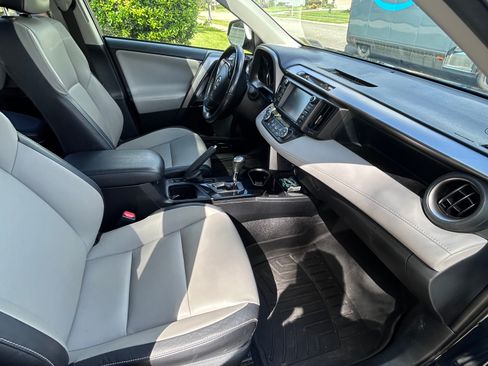 Used 2018 Toyota RAV4 Limited w/ Advanced Technology Package AWD/4WD image 12