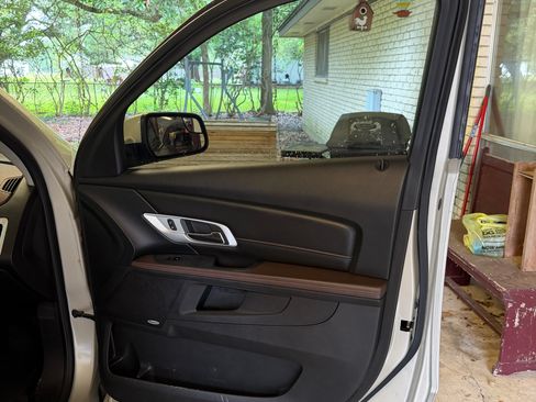 Used 2013 GMC Terrain SLT image 12