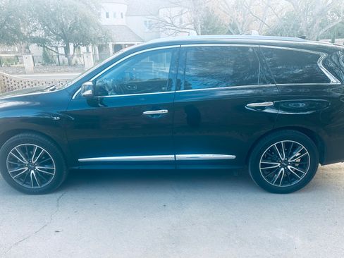 Used 2018 INFINITI QX60 FWD w/ Deluxe Technology Package image 6