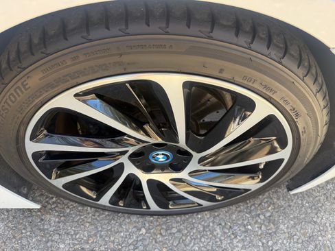 Used 2016 BMW i8 image 10