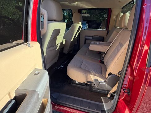 Used 2016 Ford F250 XLT w/ XLT Premium Package image 10