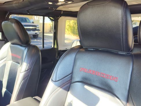 Used 2020 Jeep Wrangler Unlimited Rubicon image 14