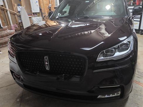 Used 2024 Lincoln Aviator Reserve w/ Equipment Group 201A image 9