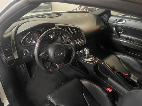 Used 2011 Audi R8 V10 AWD/4WD image 8