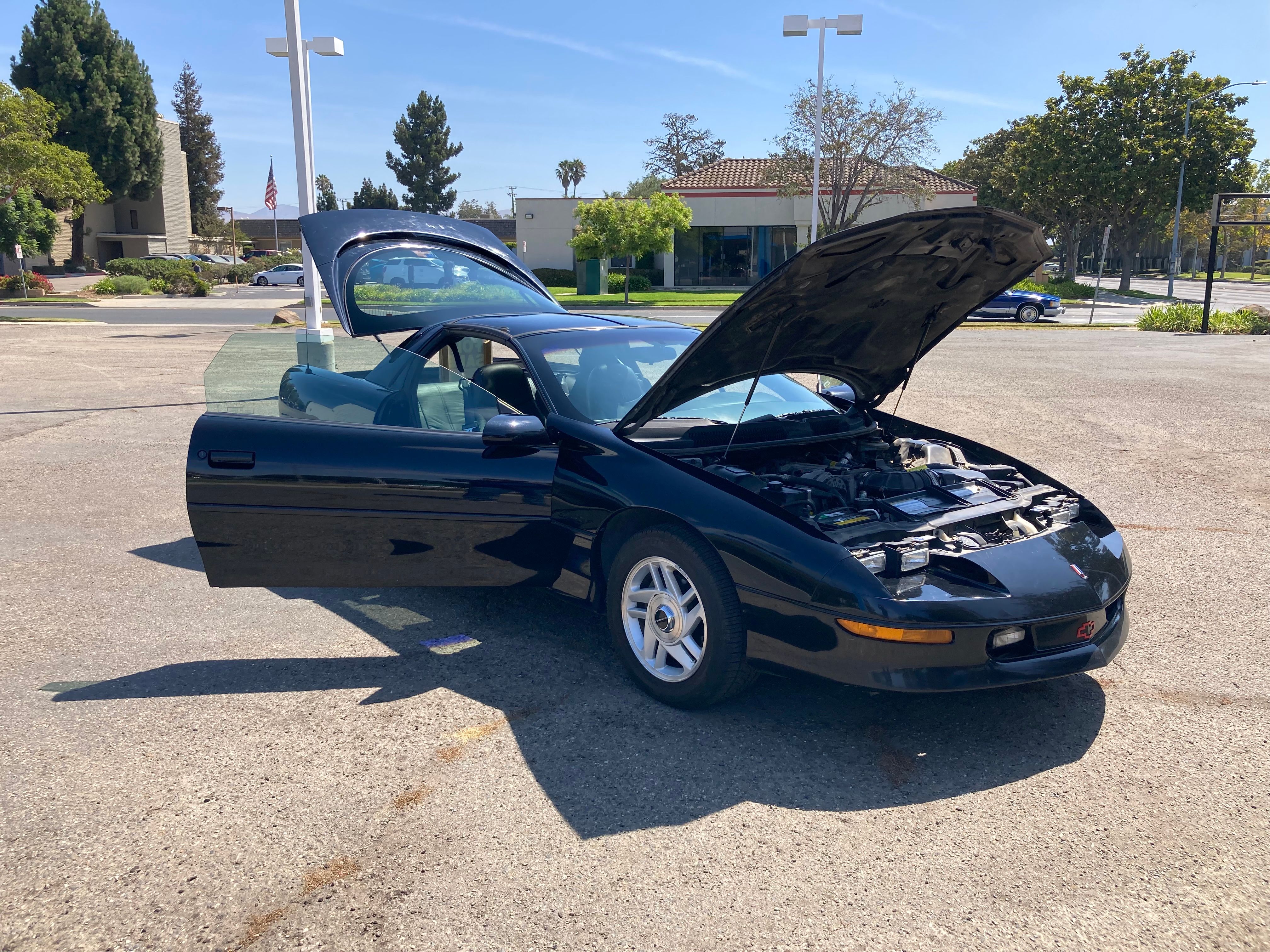 Used 1996 Chevrolet Camaro Z28 RWD image 17