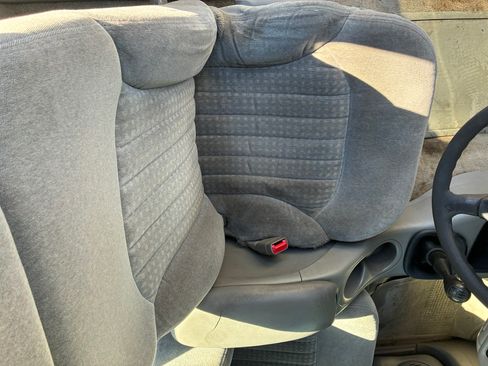 Used 2000 Chevrolet S10 Pickup 2WD Extended Cab image 15
