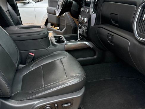 Used 2020 GMC Sierra 1500 SLT image 14