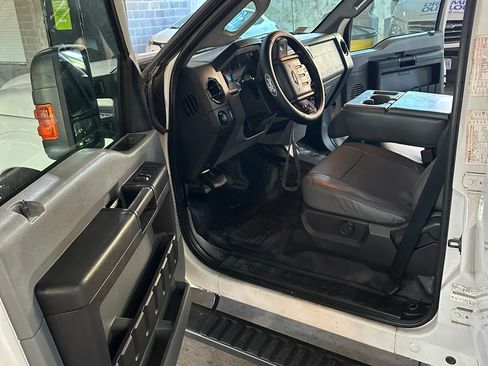 Used 2013 Ford F350 XL w/ PWR Equipment Group image 5