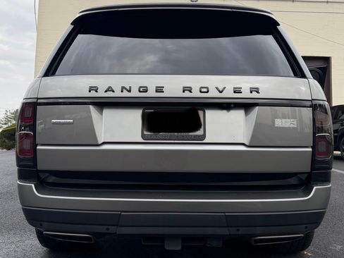 Used 2019 Land Rover Range Rover Long Wheelbase Supercharged image 8
