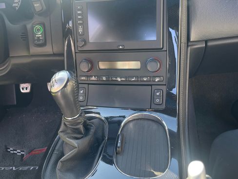 Used 2008 Chevrolet Corvette Coupe w/ Preferred Equipment Group image 8