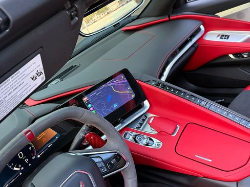 Used 2022 Chevrolet Corvette Stingray Preferred Cpe w/ Z51 Performance Package RWD image 15