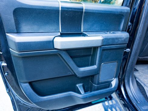 Used 2017 Ford F150 Raptor w/ Equipment Group 802A Luxury image 21