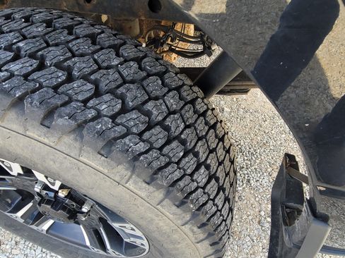 Used 2016 Ford F150 XL w/ Equipment Group 101A Mid image 9