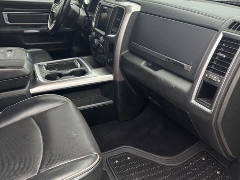 Used 2018 RAM 3500 Laramie Longhorn image 17