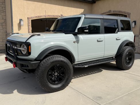 Used 2021 Ford Bronco Wildtrak image 6