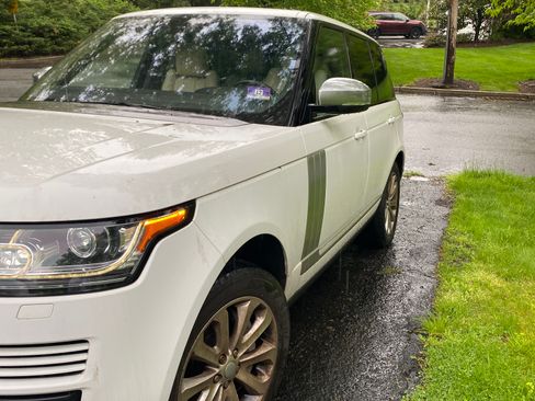 Used 2016 Land Rover Range Rover HSE image 5