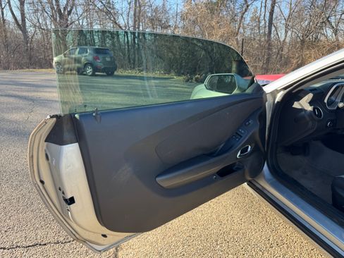 Used 2012 Chevrolet Camaro LT image 15