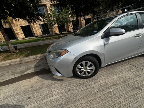 Used 2014 Toyota Corolla L image 9