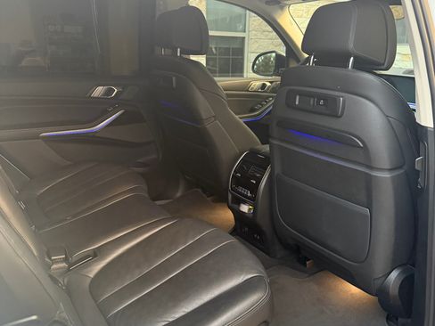 Used 2020 BMW X7 xDrive40i w/ Executive Package AWD/4WD image 13