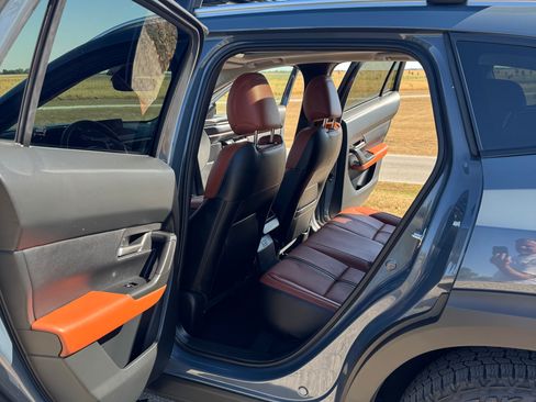 Used 2023 MAZDA CX-50 Meridian Edition w/ Apex Package image 22