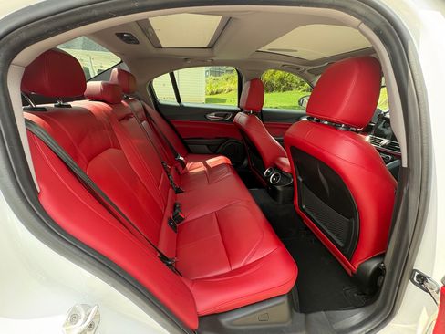 Used 2019 Alfa Romeo Giulia w/ Quick Order Package 22K Sport RWD image 22