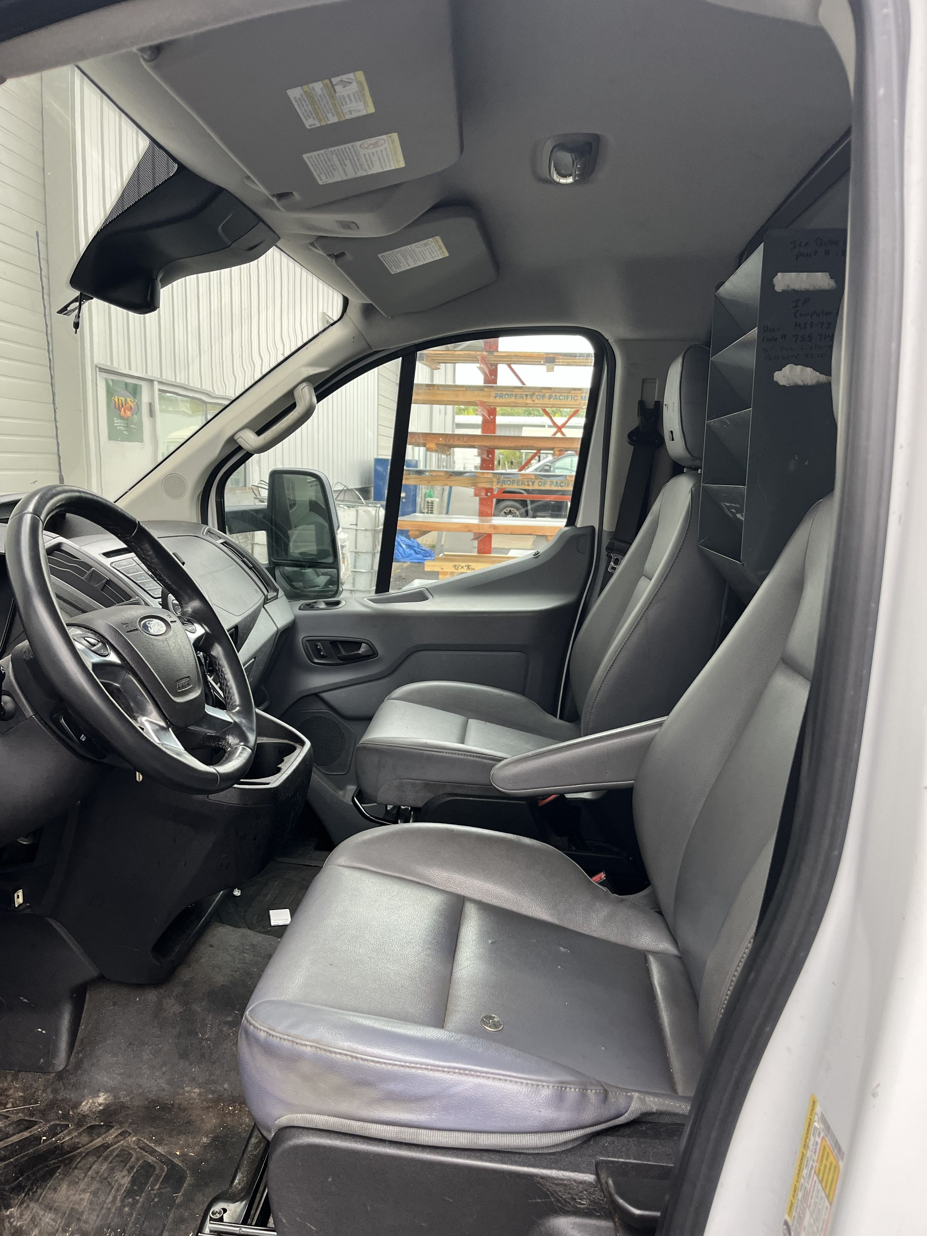 Used 2015 Ford Transit 250 130 Low Roof RWD image 6