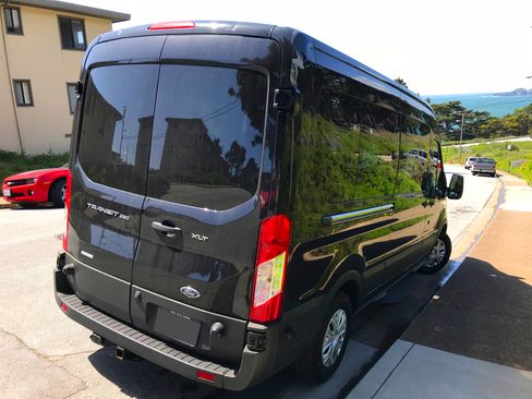 Used 2017 Ford Transit 350 XLT RWD image 11