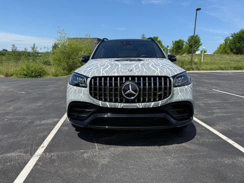 Used 2024 Mercedes-Benz GLS 63 AMG 4MATIC image 10