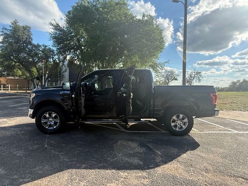 Used 2016 Ford F150 XLT w/ Equipment Group 302A Luxury image 9